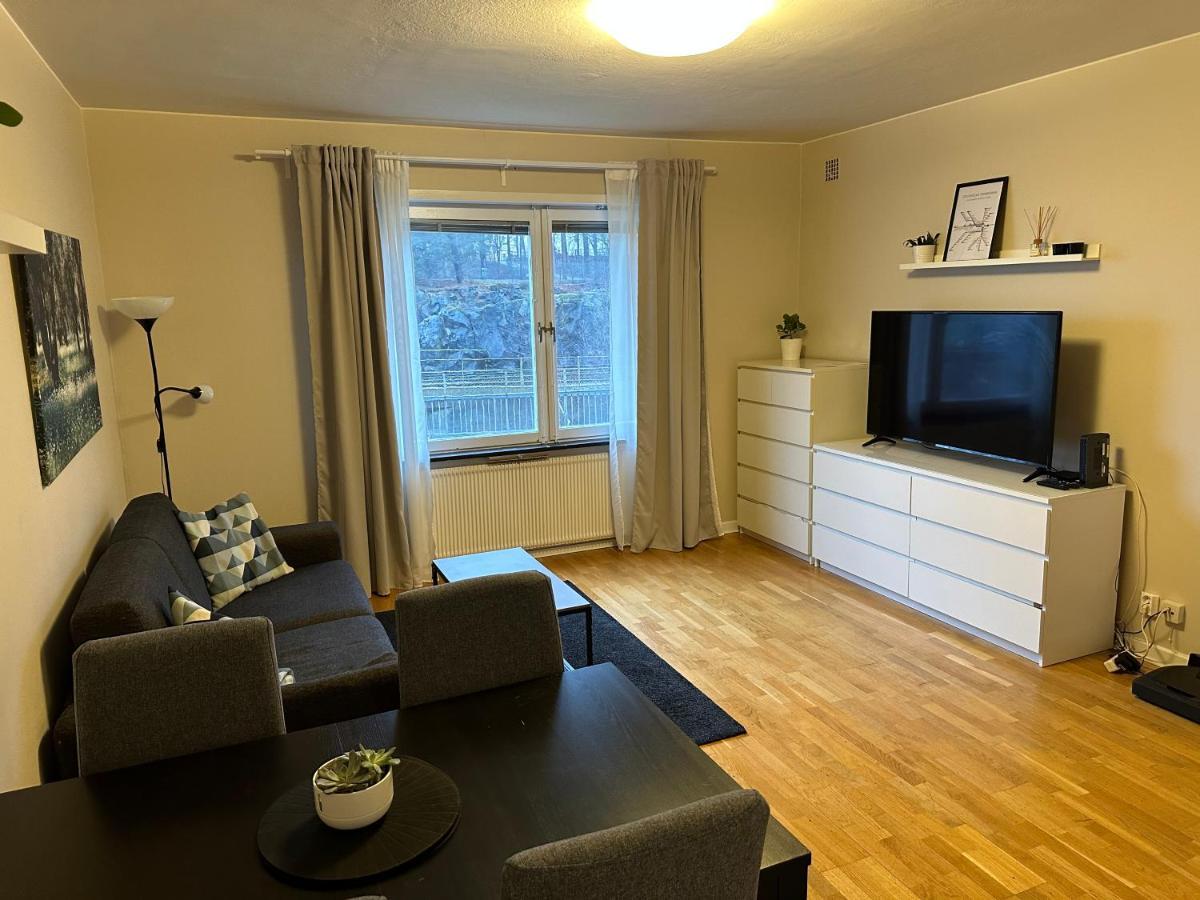 Mysiga Och Smidiga Lagenheter I Stockholm Apartamento Exterior foto